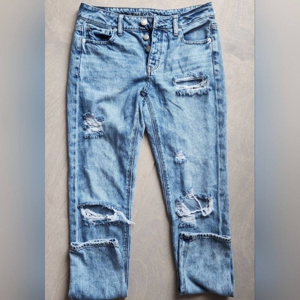 100%  AE cotton size 2 long button up distressed